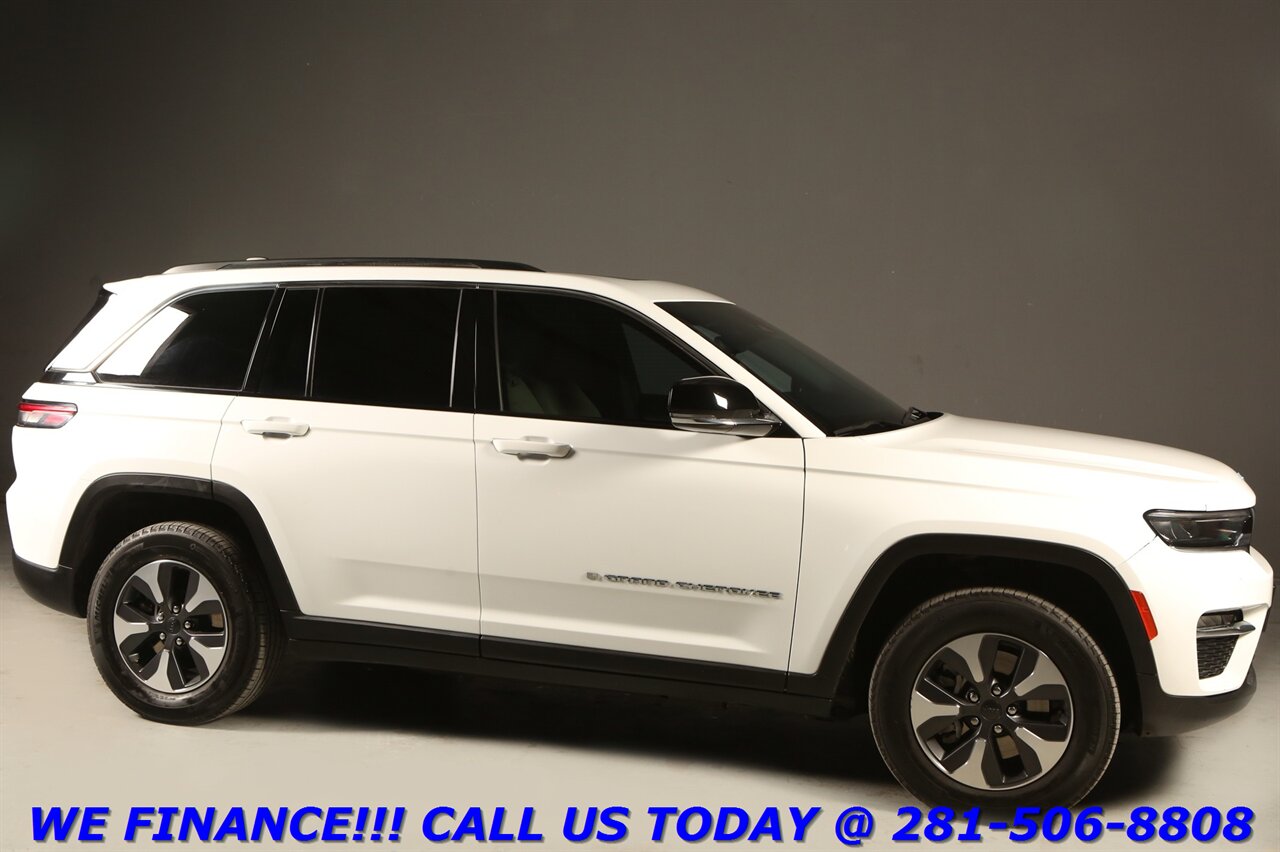 2022 Jeep Grand Cherokee 2022 4xe 4X4 PLUG-IN HYBRID NAV PANO ADAPTCRUISE - Photo 6 - Houston, TX 77031