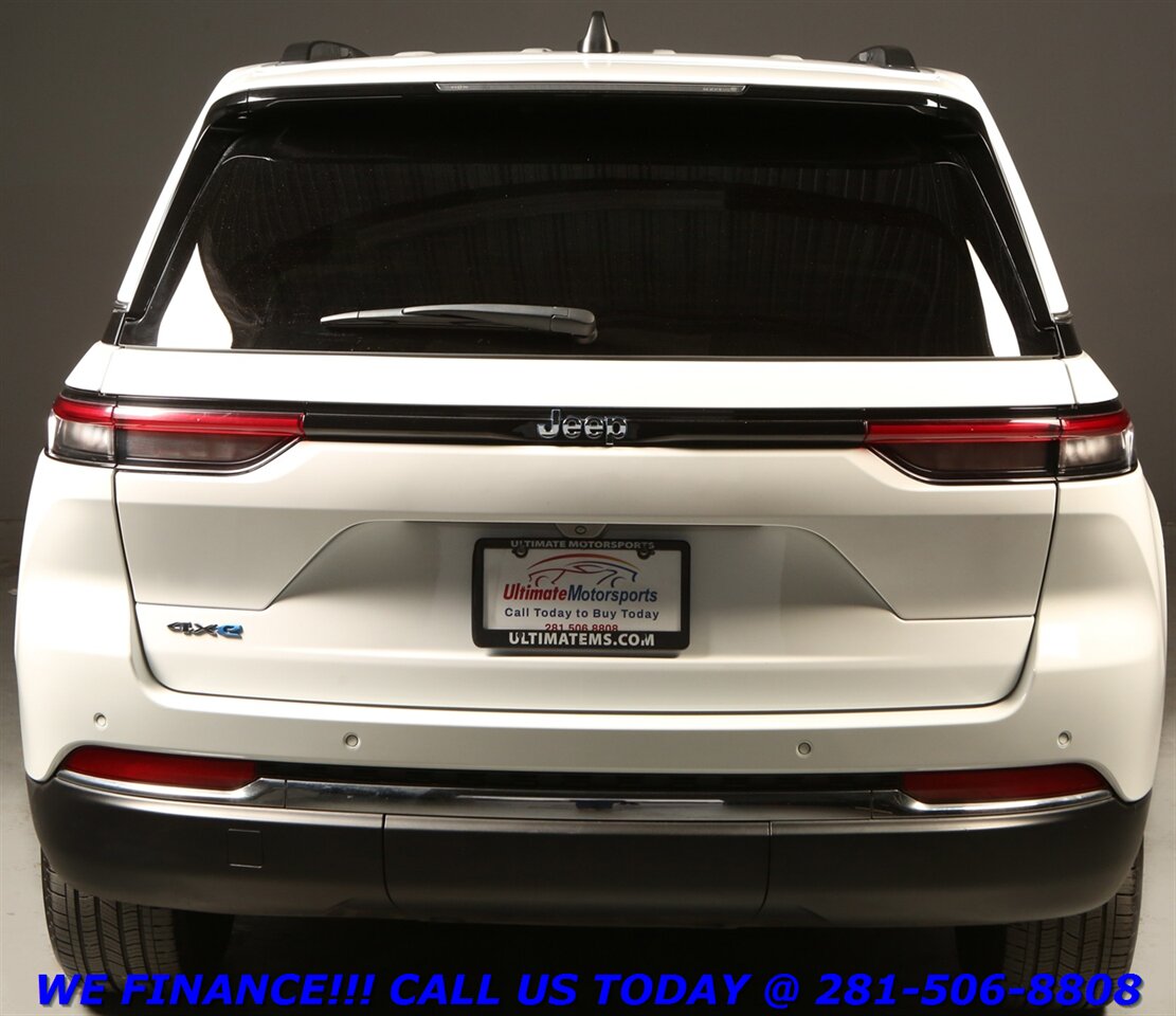 2022 Jeep Grand Cherokee 2022 4xe 4X4 PLUG-IN HYBRID NAV PANO ADAPTCRUISE - Photo 4 - Houston, TX 77031