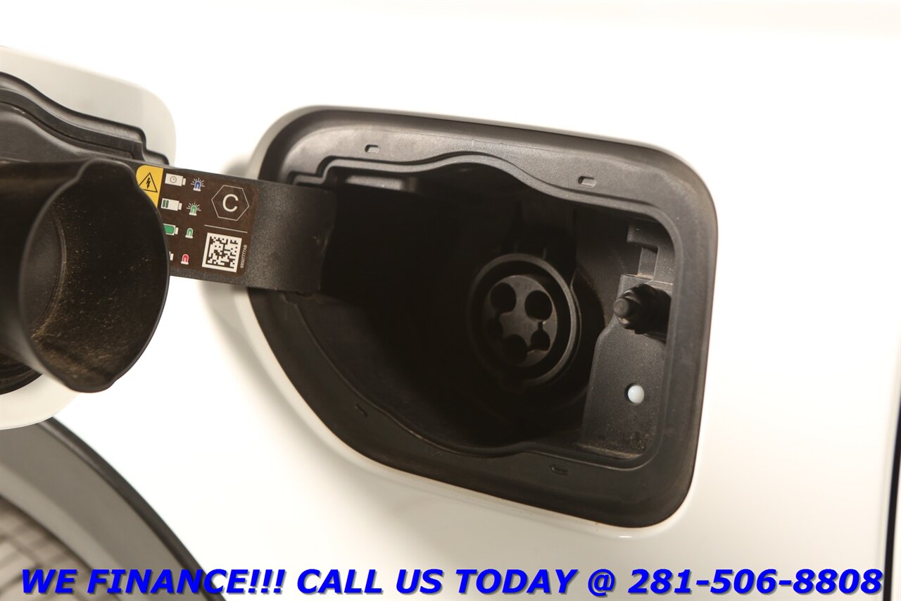 2022 Jeep Grand Cherokee 2022 4xe 4X4 PLUG-IN HYBRID NAV PANO ADAPTCRUISE - Photo 39 - Houston, TX 77031