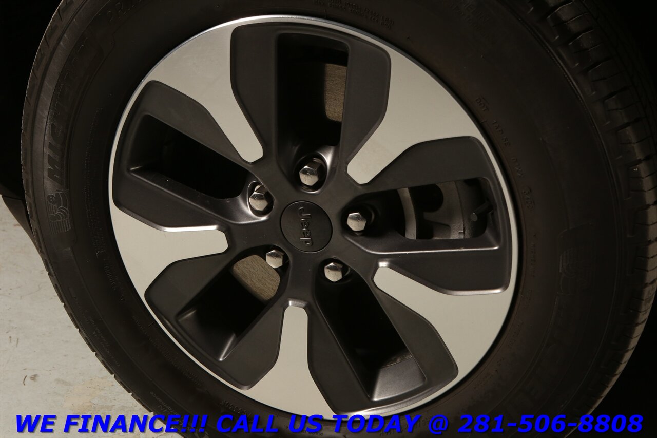 2022 Jeep Grand Cherokee 2022 4xe 4X4 PLUG-IN HYBRID NAV PANO ADAPTCRUISE - Photo 23 - Houston, TX 77031