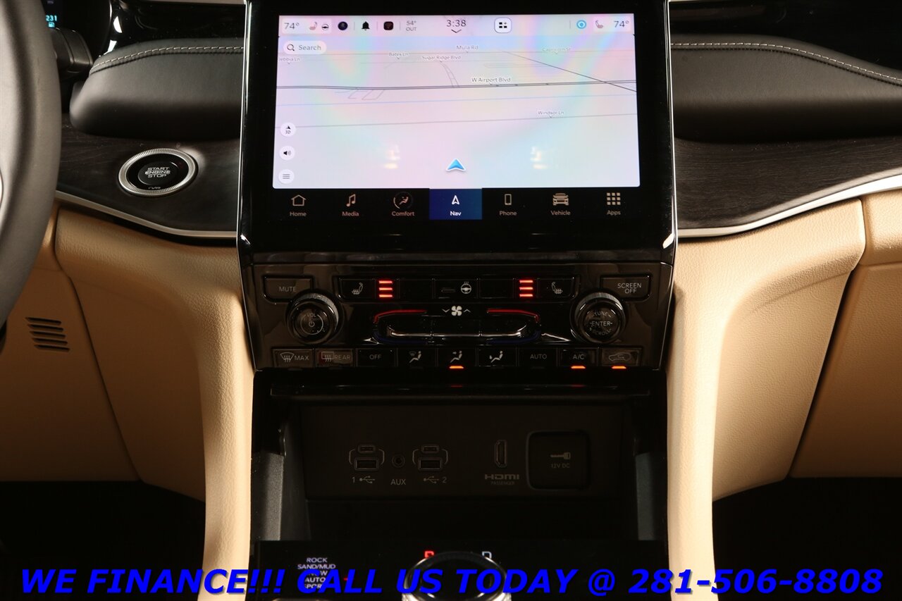 2022 Jeep Grand Cherokee 2022 4xe 4X4 PLUG-IN HYBRID NAV PANO ADAPTCRUISE - Photo 26 - Houston, TX 77031