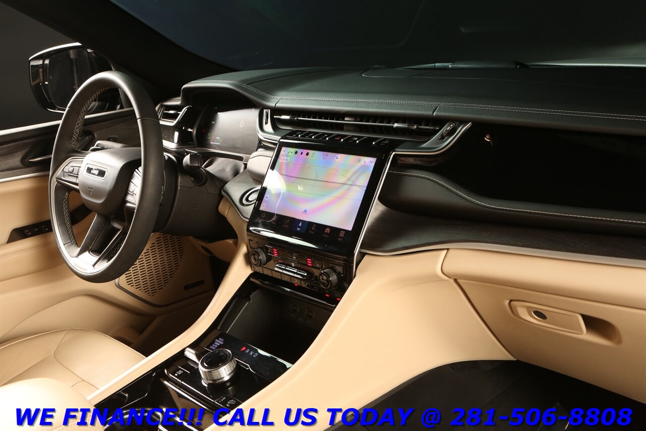 2022 Jeep Grand Cherokee 2022 4xe 4X4 PLUG-IN HYBRID NAV PANO ADAPTCRUISE - Photo 19 - Houston, TX 77031