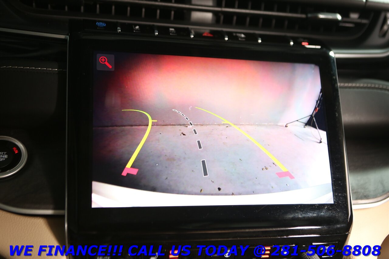 2022 Jeep Grand Cherokee 2022 4xe 4X4 PLUG-IN HYBRID NAV PANO ADAPTCRUISE - Photo 17 - Houston, TX 77031