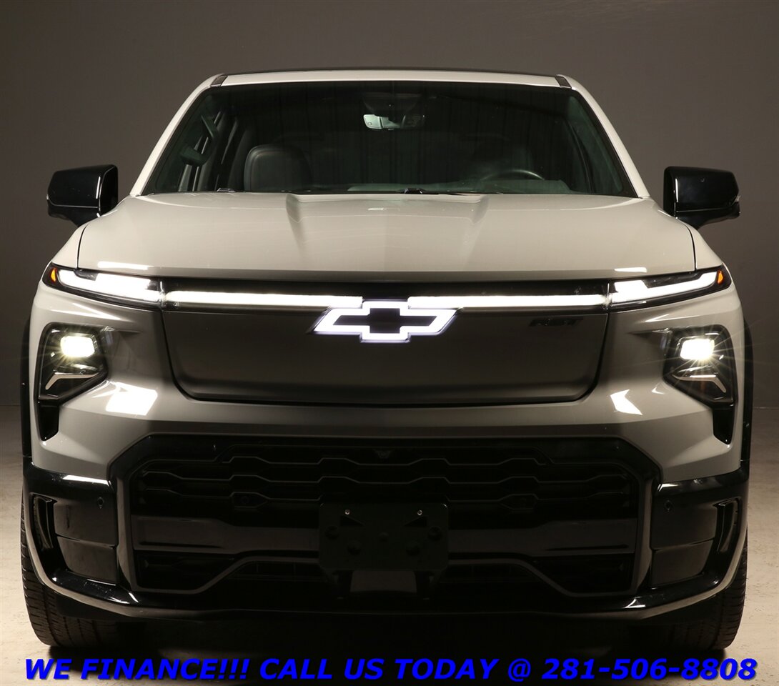 2025 Chevrolet Silverado EV 2025 RST AWD NAV HUD PANO SUPERCRUISE CREW 16K MLS   - Photo 8 - Houston, TX 77031