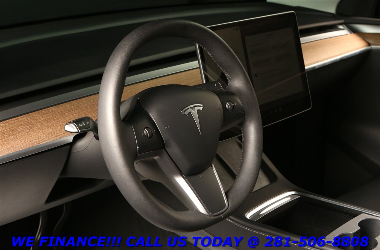 2023 Tesla Model Y 2023 Long Range AWD FSD NAV PANO BLIND ACCEL 88K   - Photo 10 - Houston, TX 77031