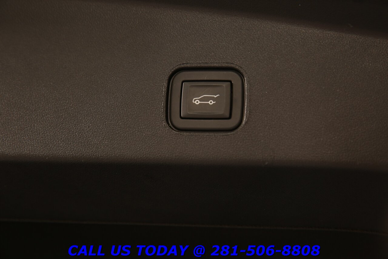 2024 Cadillac LYRIQ 2024 Tech CARPLAY PANO AKG ADAPTcruise BLIS 24K ML - Photo 27 - Houston, TX 77031