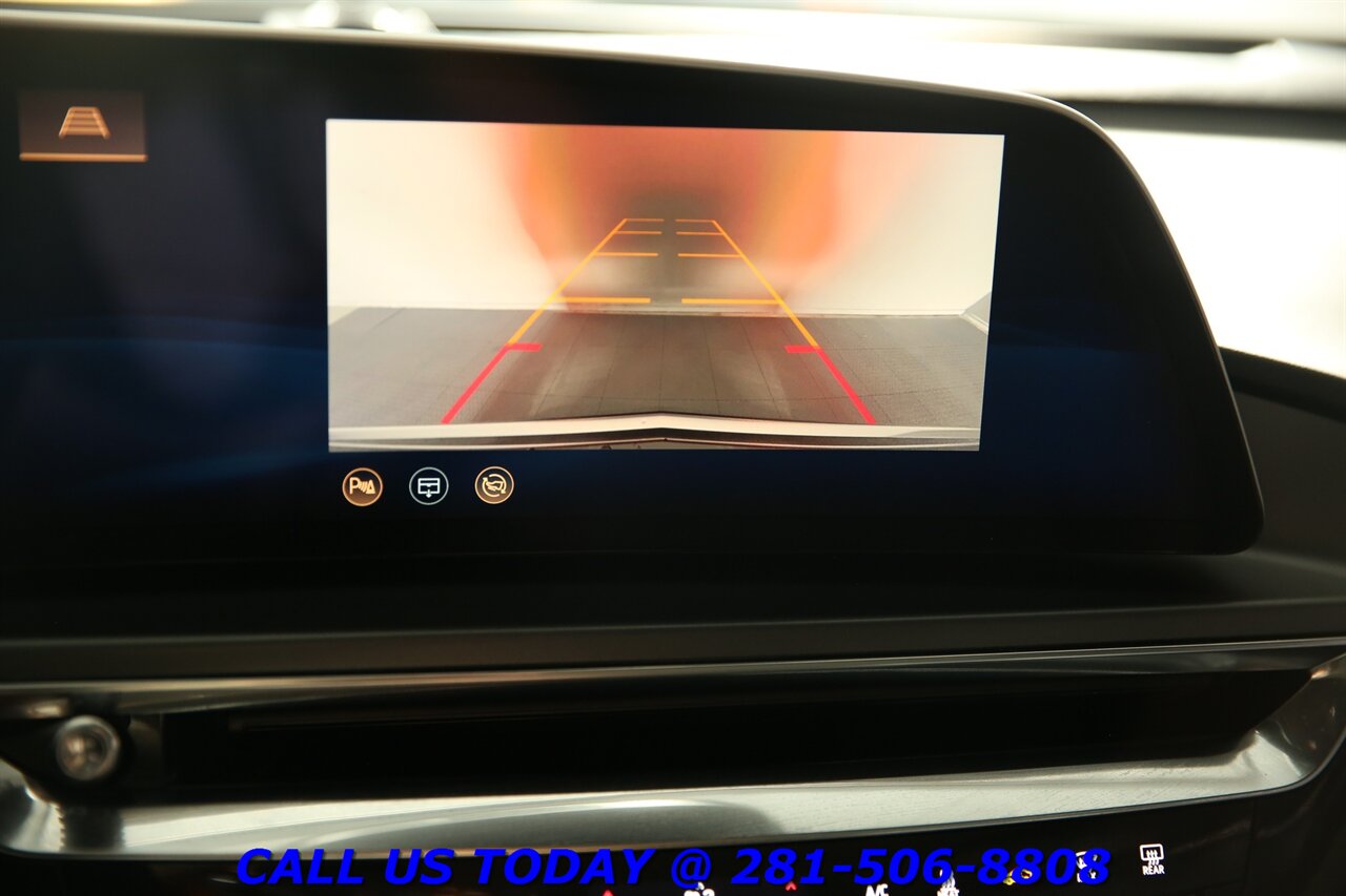 2024 Cadillac LYRIQ 2024 Tech CARPLAY PANO AKG ADAPTcruise BLIS 24K ML - Photo 19 - Houston, TX 77031