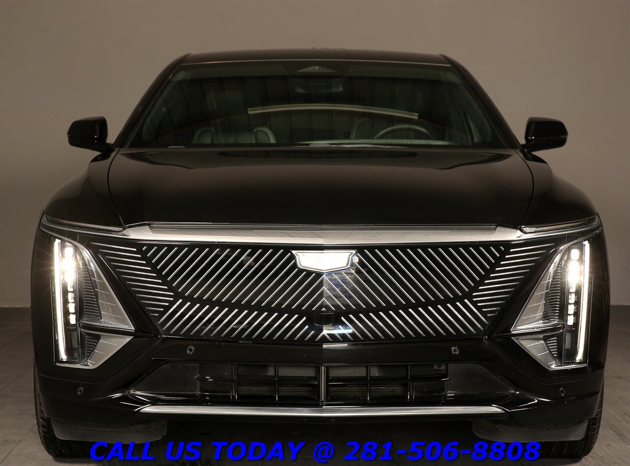 2024 Cadillac LYRIQ 2024 Tech CARPLAY PANO AKG ADAPTcruise BLIS 24K ML - Photo 9 - Houston, TX 77031