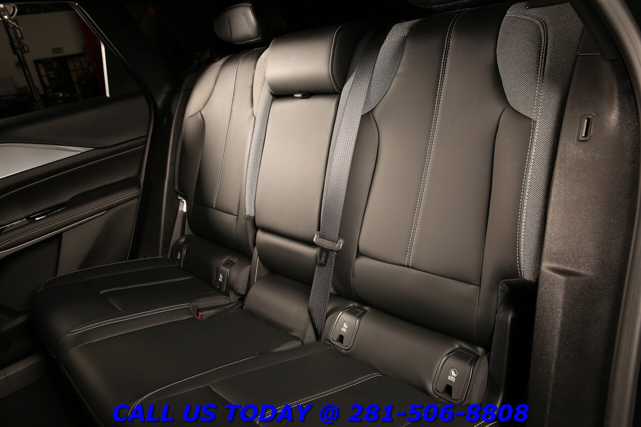2024 Cadillac LYRIQ 2024 Tech CARPLAY PANO AKG ADAPTcruise BLIS 24K ML - Photo 23 - Houston, TX 77031