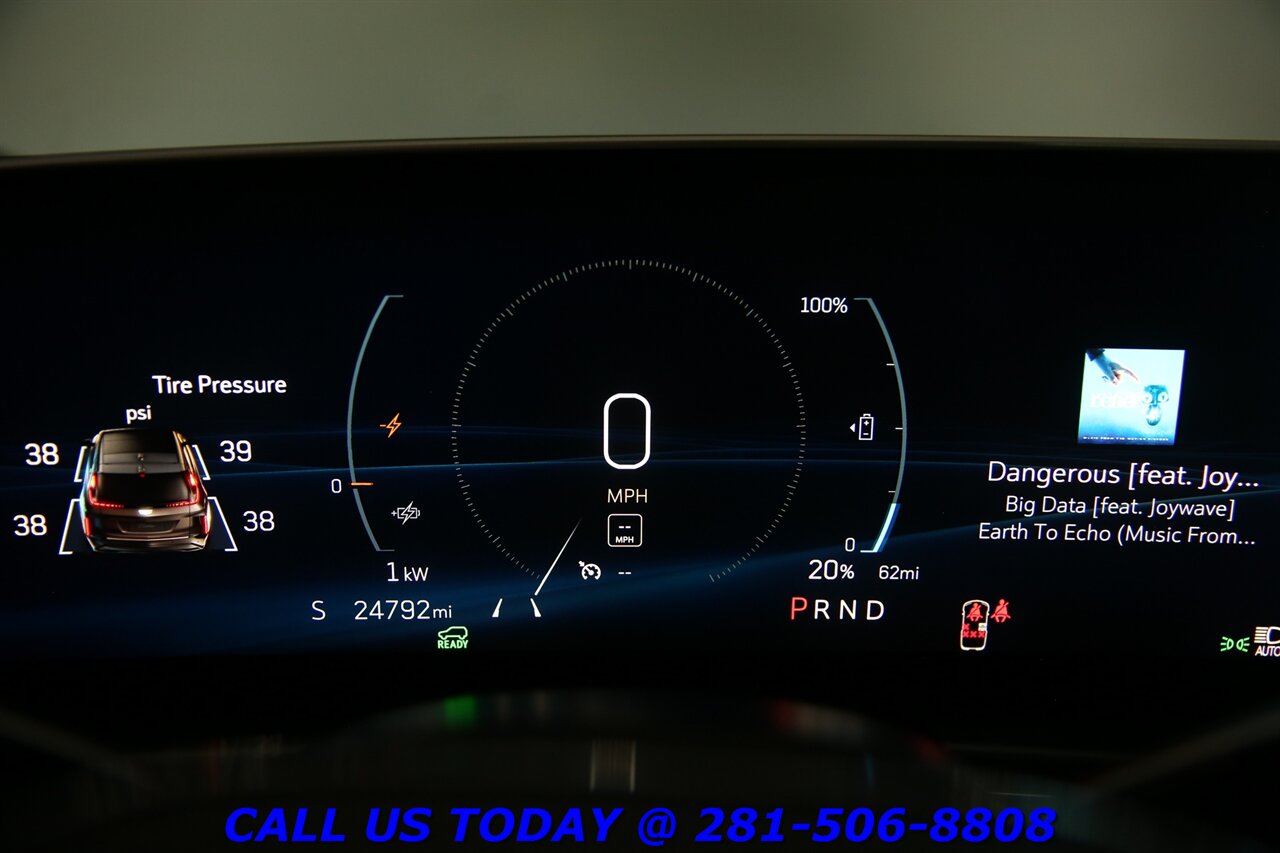 2024 Cadillac LYRIQ 2024 Tech CARPLAY PANO AKG ADAPTcruise BLIS 24K ML - Photo 16 - Houston, TX 77031