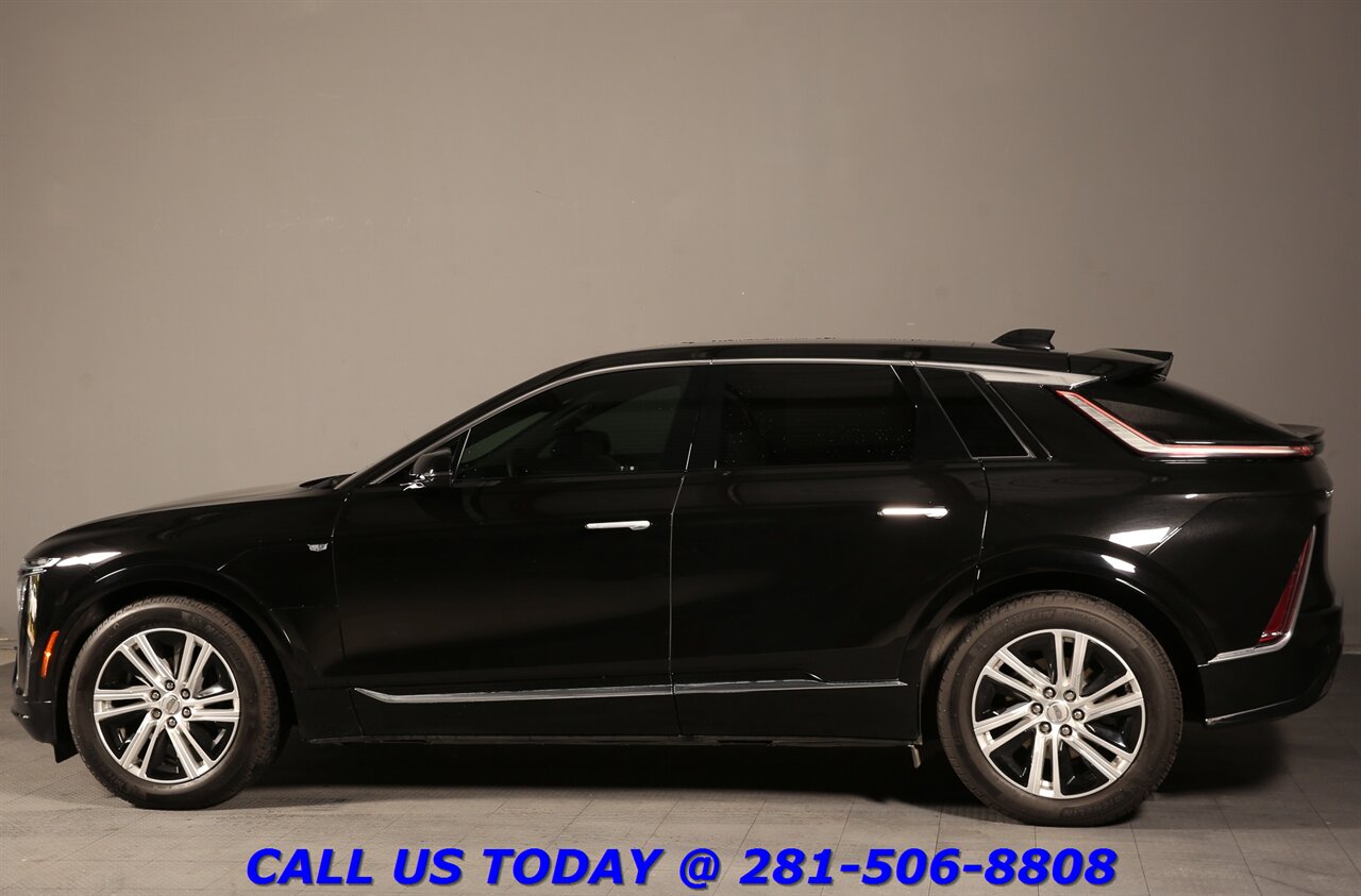 2024 Cadillac LYRIQ 2024 Tech CARPLAY PANO AKG ADAPTcruise BLIS 24K ML - Photo 5 - Houston, TX 77031