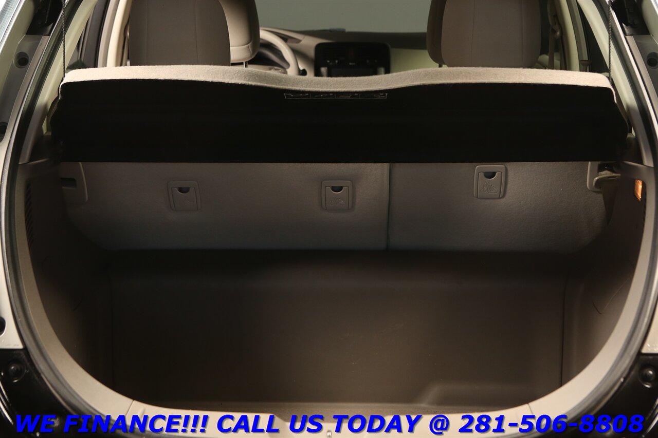 2011 Nissan LEAF 2011 SL QUICK CHARGE NAV CAMERA KEYGO IRS REBATE - Photo 22 - Houston, TX 77031