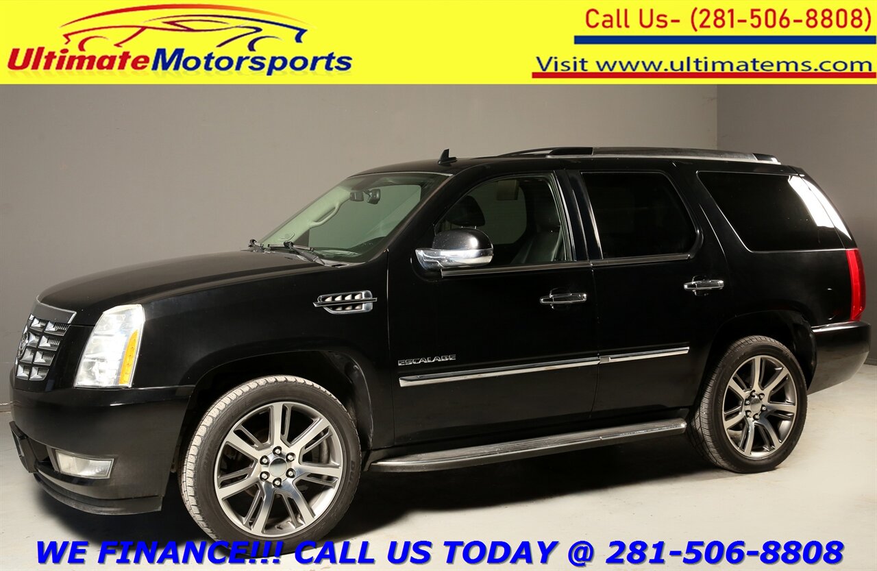 2012 Cadillac Escalade 2012 Luxury AWD NAV DVD SUN BLIND 3ROW BOSE   - Photo 1 - Houston, TX 77031