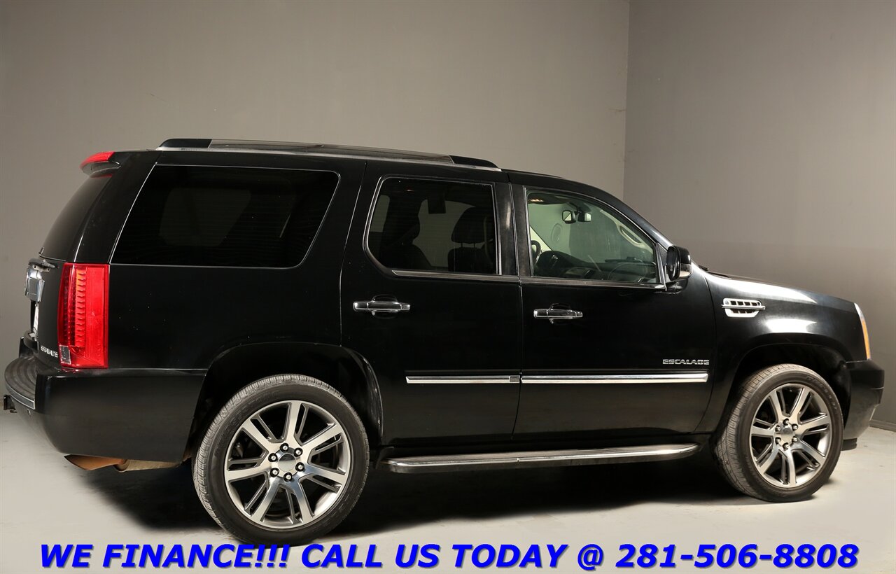 2012 Cadillac Escalade 2012 Luxury AWD NAV DVD SUN BLIND 3ROW BOSE - Photo 6 - Houston, TX 77031