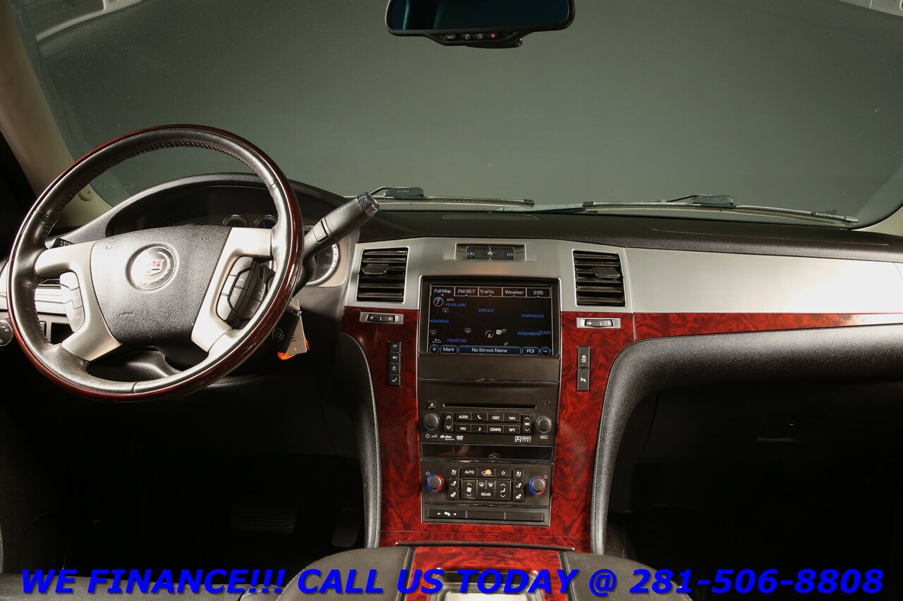 2012 Cadillac Escalade 2012 Luxury AWD NAV DVD SUN BLIND 3ROW BOSE - Photo 3 - Houston, TX 77031