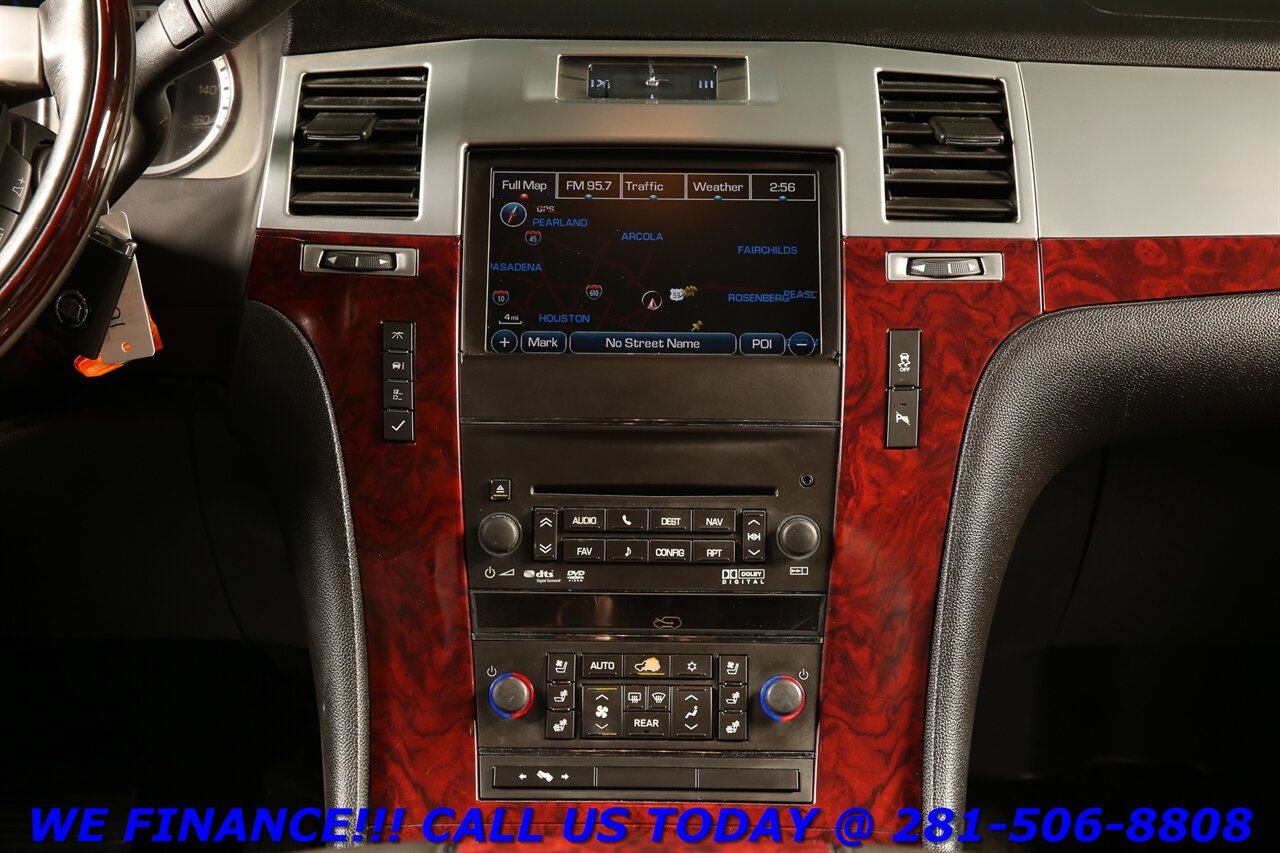 2012 Cadillac Escalade 2012 Luxury AWD NAV DVD SUN BLIND 3ROW BOSE - Photo 16 - Houston, TX 77031