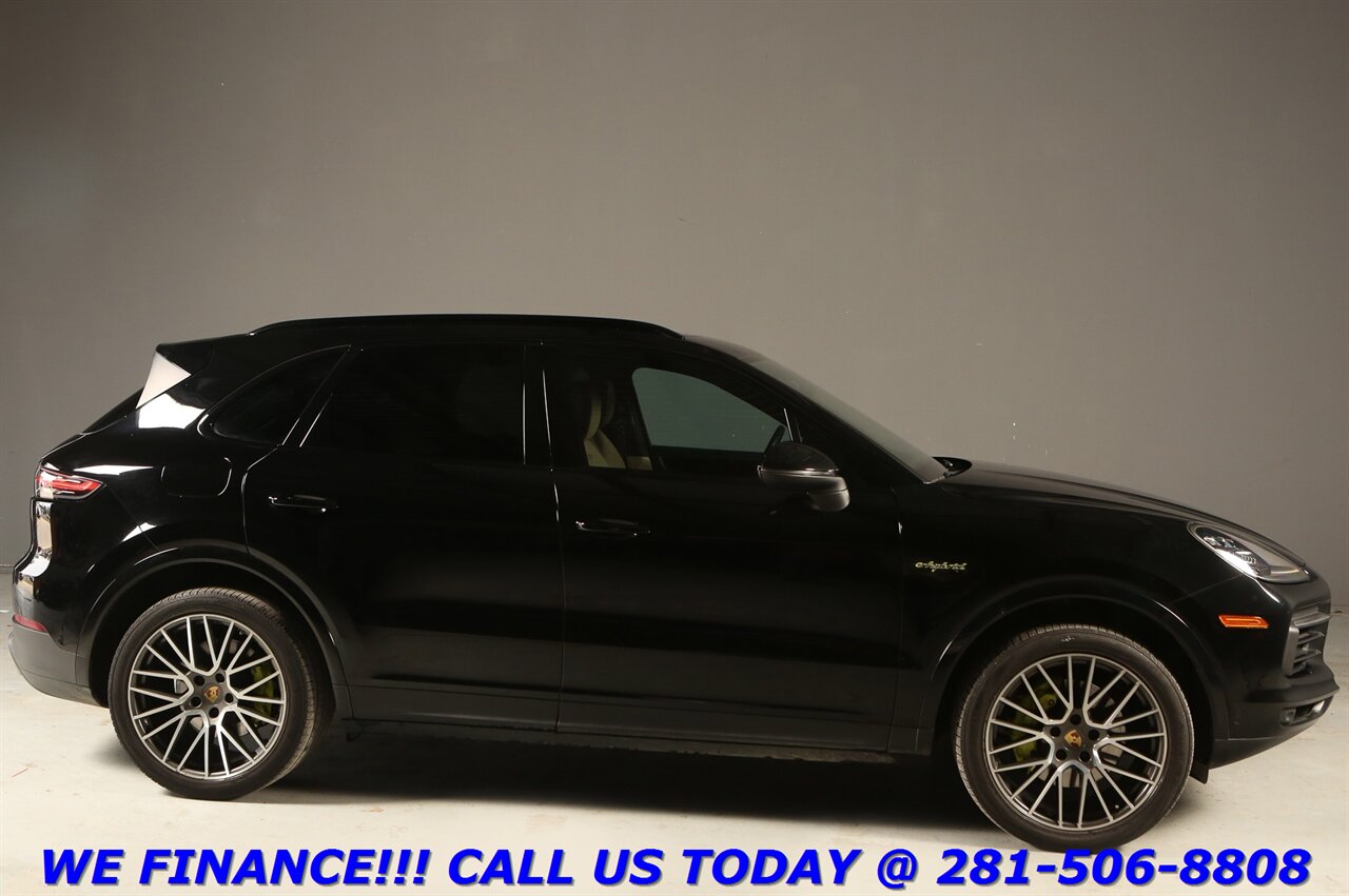 2021 Porsche Cayenne PLUG-IN E-Hybrid Nav Sunroof Bose Cam Quad-Xenon   - Photo 29 - Houston, TX 77031