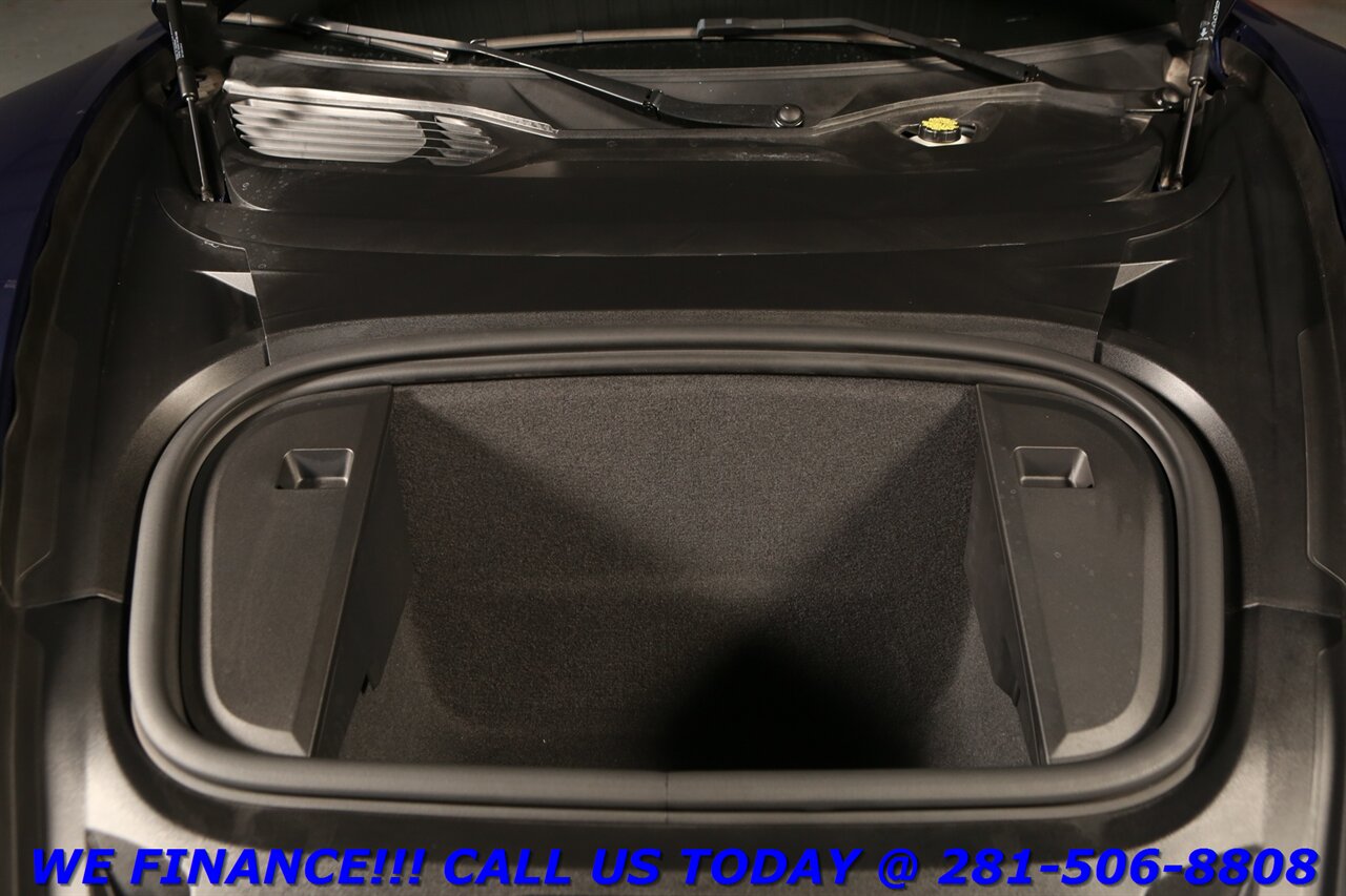 2023 Porsche Taycan 2023 PREM PKG PERFORMANCE+BATTERY 93KWH SPT CHRONO   - Photo 24 - Houston, TX 77031