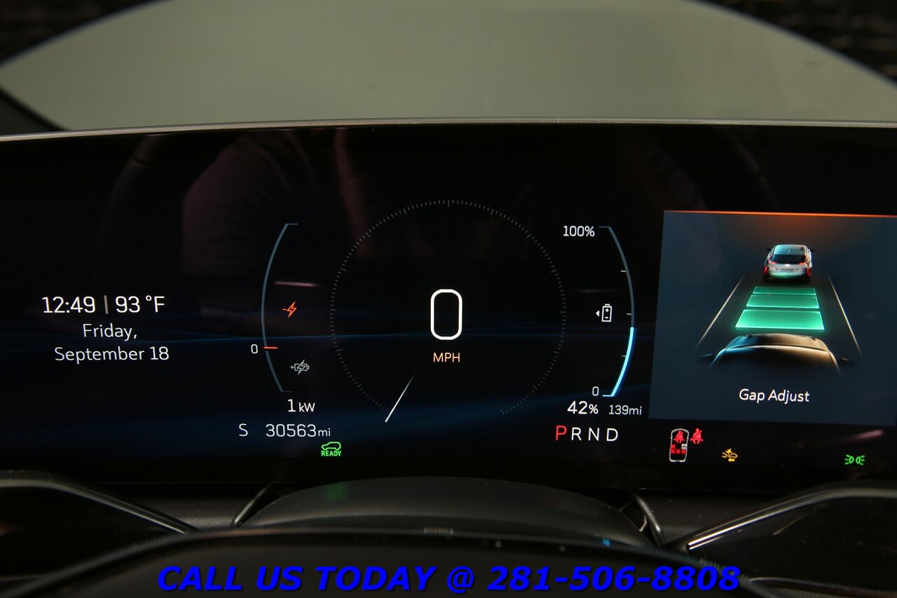 2024 Cadillac LYRIQ 2024 Tech CARPLAY PANO ADAPTcruise BLIS 30K MLS - Photo 15 - Houston, TX 77031