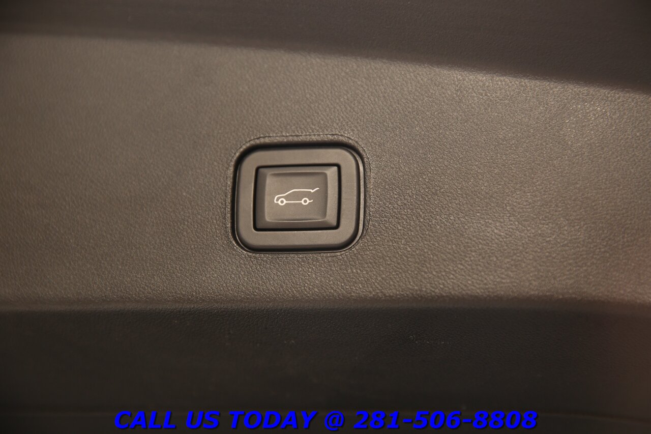 2024 Cadillac LYRIQ 2024 Tech CARPLAY PANO ADAPTcruise BLIS 30K MLS - Photo 27 - Houston, TX 77031