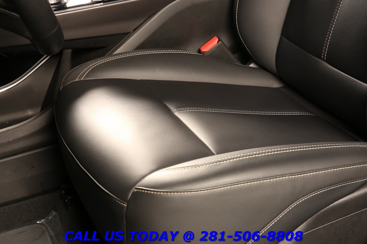 2024 Cadillac LYRIQ 2024 Tech CARPLAY PANO ADAPTcruise BLIS 30K MLS - Photo 13 - Houston, TX 77031