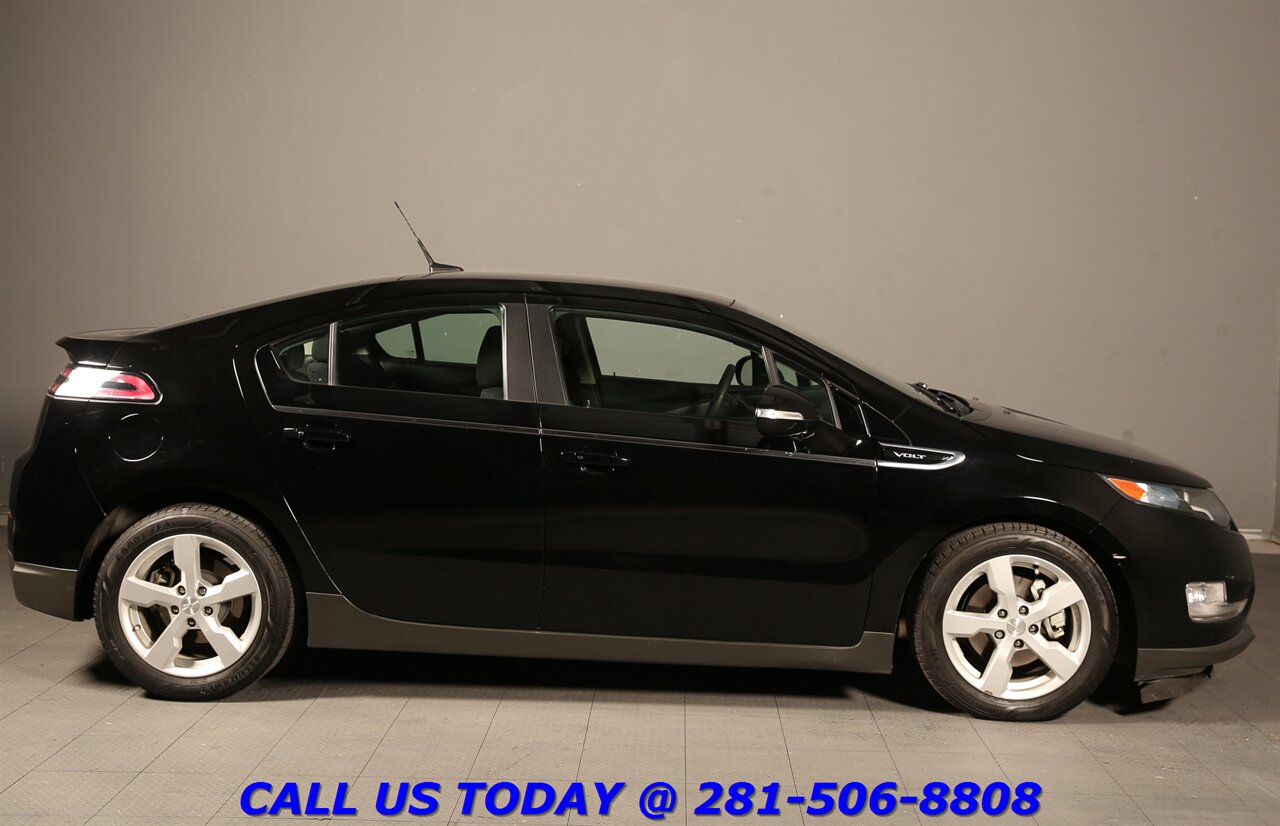 2013 Chevrolet Volt HYBRID-PLUG-IN SPORT KEYLESS-GO BLUETOOTH 80K Mi - Photo 8 - Houston, TX 77031