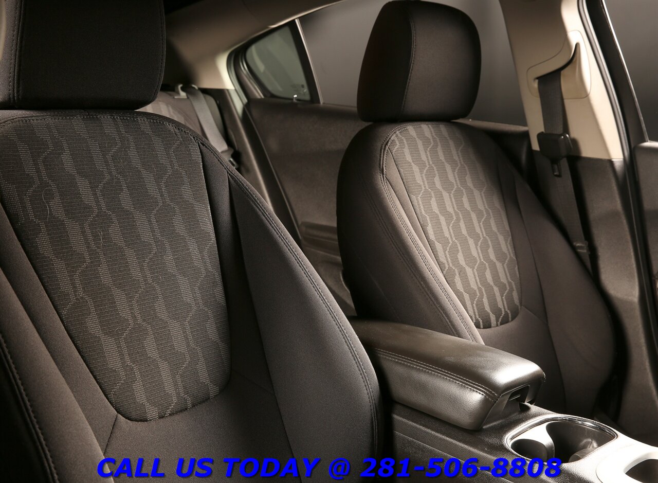 2013 Chevrolet Volt HYBRID-PLUG-IN SPORT KEYLESS-GO BLUETOOTH 80K Mi - Photo 20 - Houston, TX 77031
