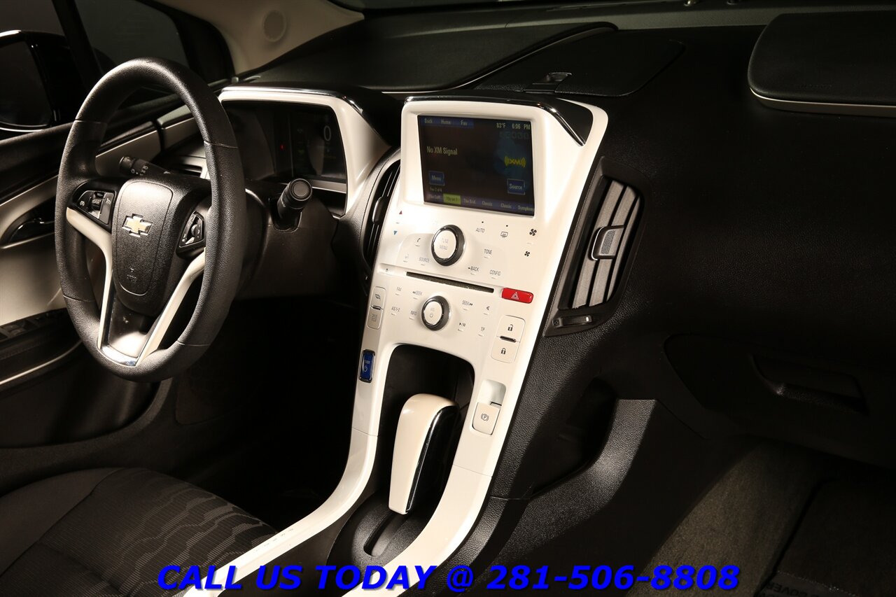 2013 Chevrolet Volt HYBRID-PLUG-IN SPORT KEYLESS-GO BLUETOOTH 80K Mi - Photo 18 - Houston, TX 77031