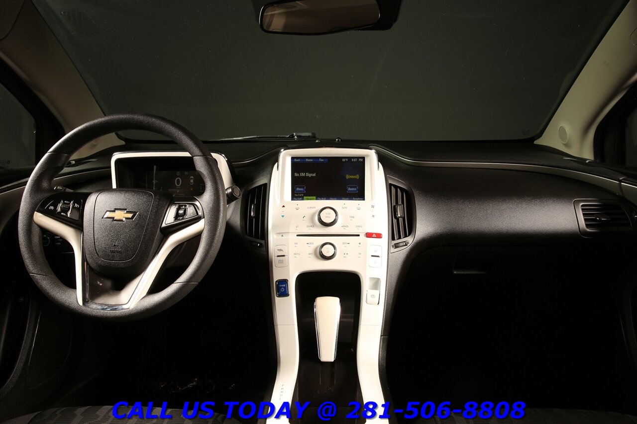 2013 Chevrolet Volt HYBRID-PLUG-IN SPORT KEYLESS-GO BLUETOOTH 80K Mi - Photo 3 - Houston, TX 77031