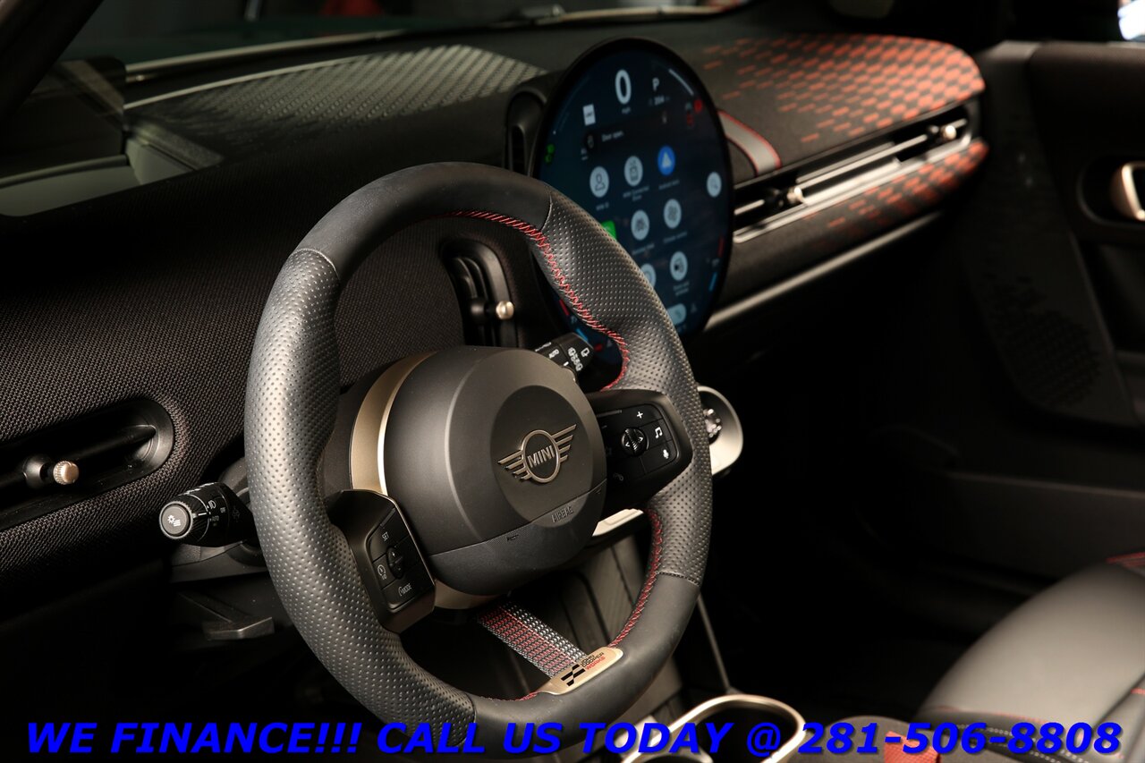 2025 MINI Cooper S 2025 Cooper S JCW NAV PANO CARPLAY HARMAN COMFORT   - Photo 11 - Houston, TX 77031