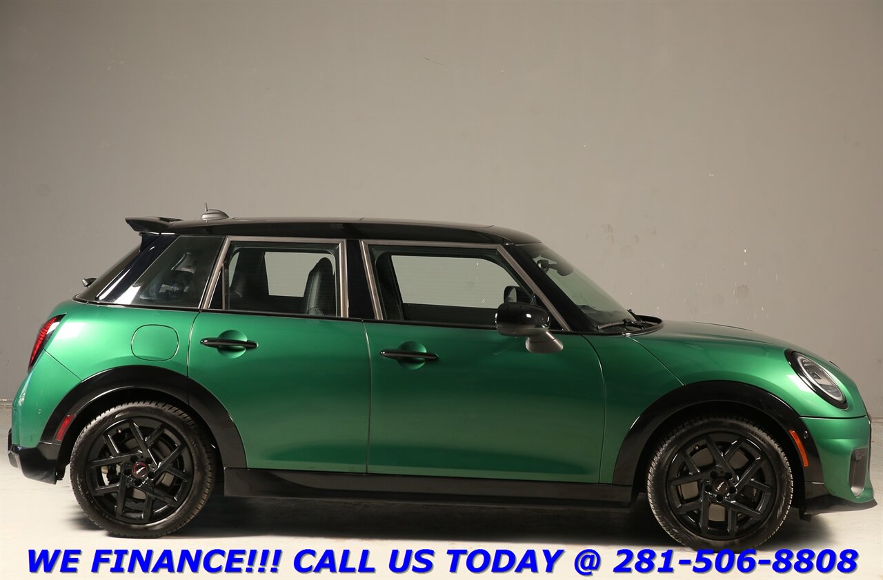 2025 MINI Cooper S 2025 Cooper S JCW NAV PANO CARPLAY HARMAN COMFORT   - Photo 33 - Houston, TX 77031