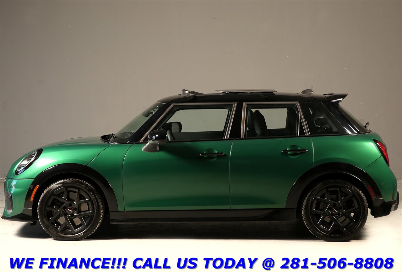 2025 MINI Cooper S 2025 Cooper S JCW NAV PANO CARPLAY HARMAN COMFORT   - Photo 34 - Houston, TX 77031