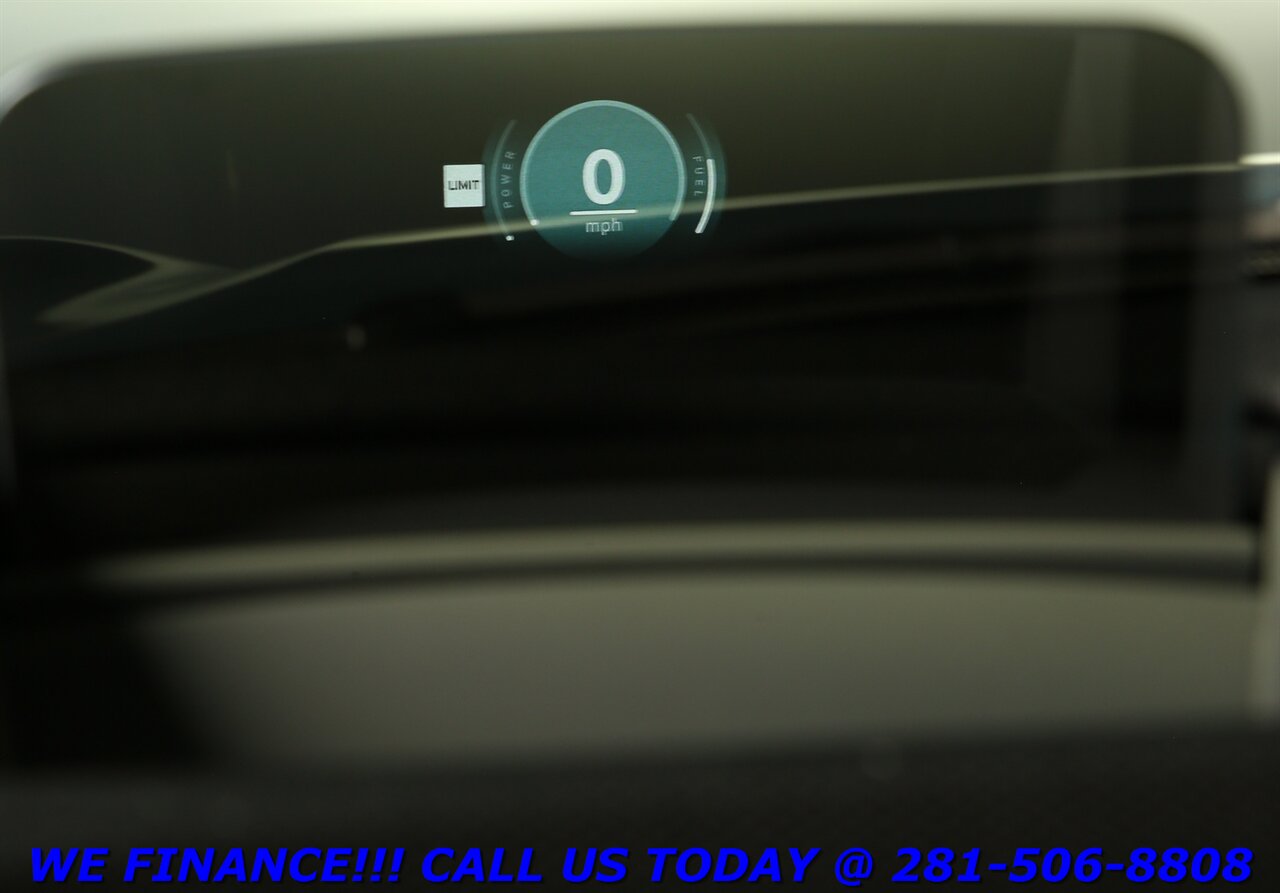 2025 MINI Cooper S 2025 Cooper S JCW NAV PANO CARPLAY HARMAN COMFORT   - Photo 16 - Houston, TX 77031