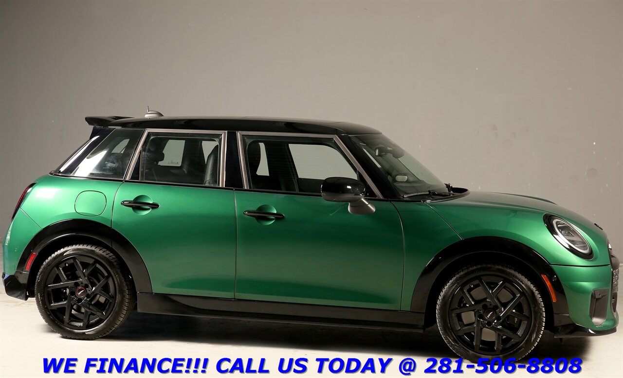 2025 MINI Cooper S 2025 Cooper S JCW NAV PANO CARPLAY HARMAN COMFORT   - Photo 7 - Houston, TX 77031