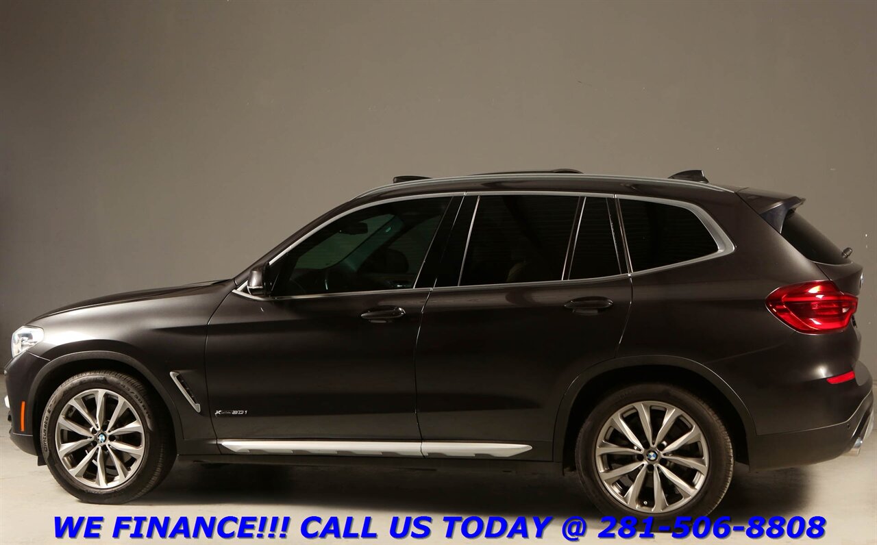 2018 BMW X3 2018 xDrive30i AWD PREM PKG NAV HUD PANO BLIND 55K - Photo 4 - Houston, TX 77031