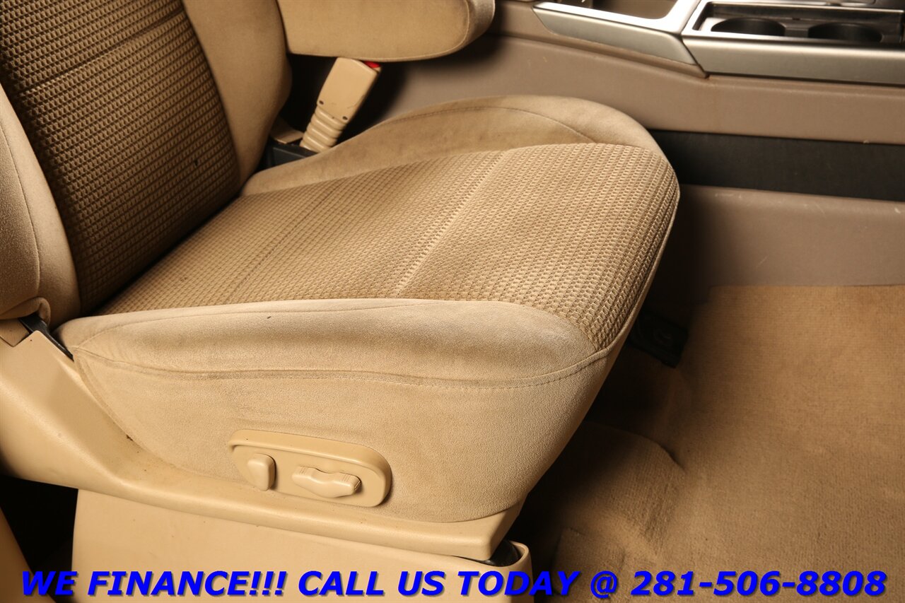 2015 Nissan Armada 2015 SV 8PASS CRUISE ROOF RAIL BLUETOOTH 67K MLS   - Photo 19 - Houston, TX 77031