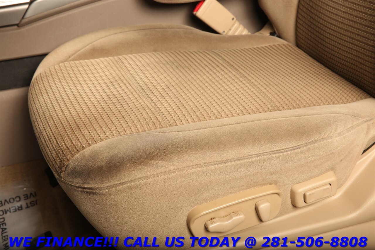 2015 Nissan Armada 2015 SV 8PASS CRUISE ROOF RAIL BLUETOOTH 67K MLS   - Photo 12 - Houston, TX 77031