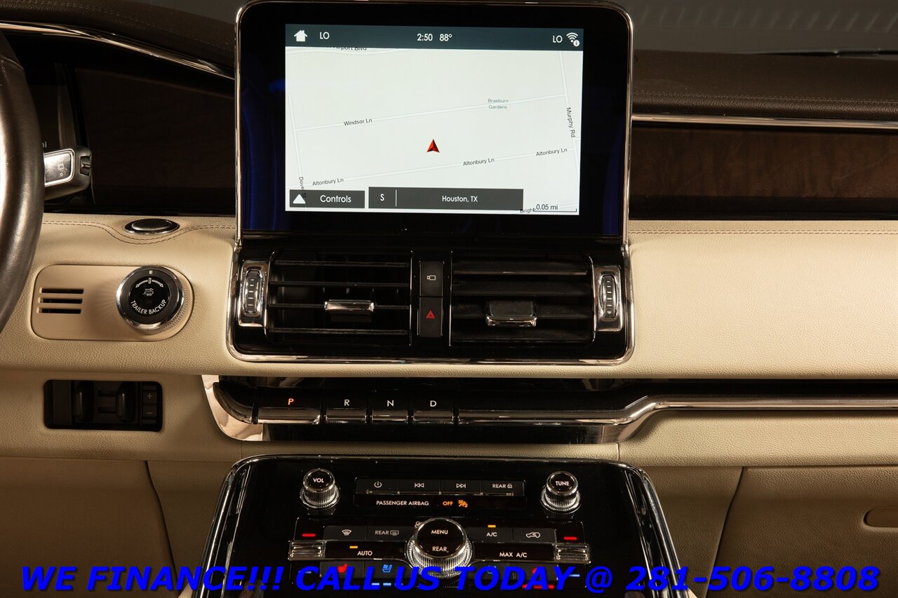 2019 Lincoln Navigator 2019 Reserve 4x4 NAV HUD PANO ADAPT CRUISE 3ROW   - Photo 17 - Houston, TX 77031