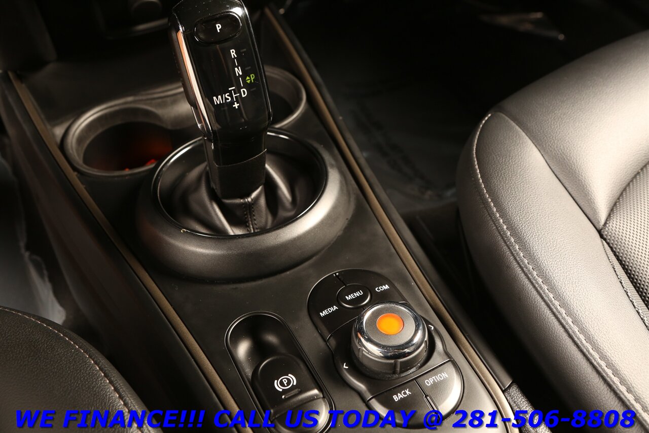 2022 MINI Countryman 2022 Cooper ALL4 Oxford Edition AWD HUD PANO - Photo 27 - Houston, TX 77031