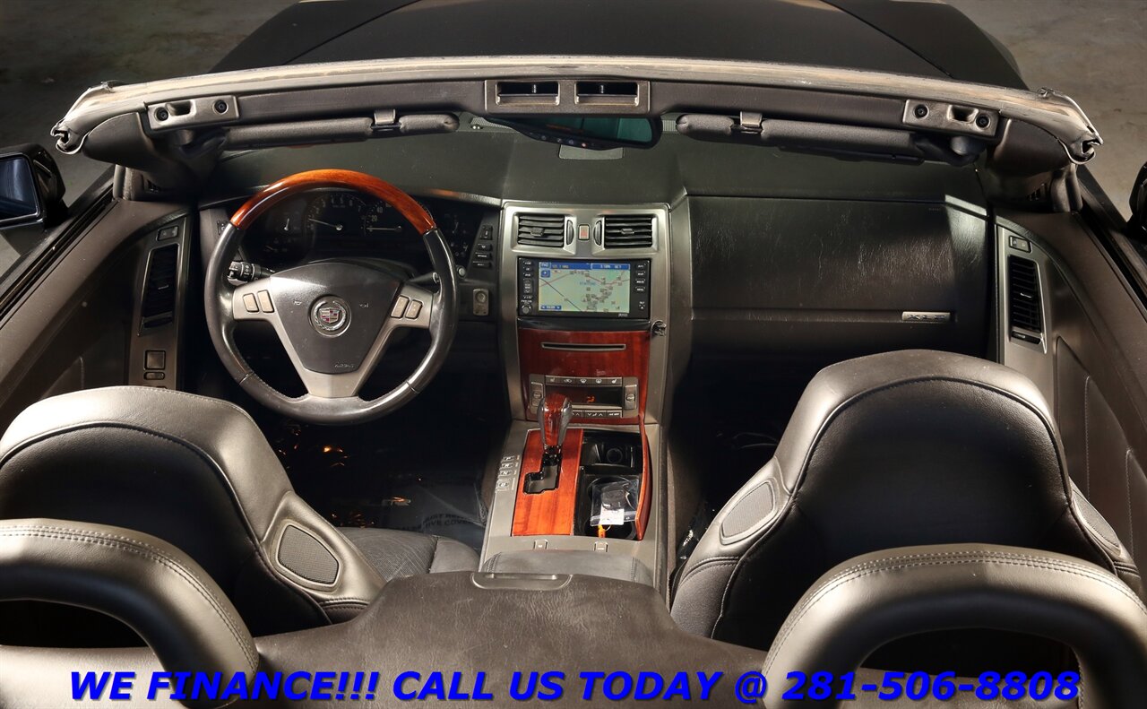 2007 Cadillac XLR 2007 CONVERTIBLE V8 NAV HEATSEAT BOSE 73K MLS   - Photo 3 - Houston, TX 77031