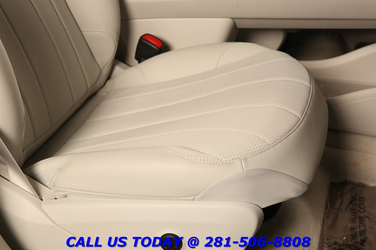 2023 Mercedes-Benz EQE 350 2023 4MATIC Premium AWD NAV CARPLAY PANO 28K Mi - Photo 22 - Houston, TX 77031