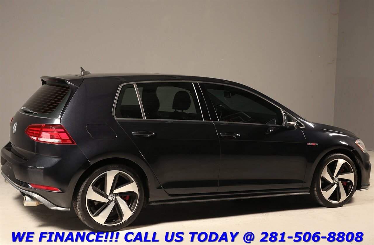 2019 Volkswagen Golf GTI SE NAV SUNROOF 6-SPEED MANUAL LEATHER FENDER S   - Photo 6 - Houston, TX 77031
