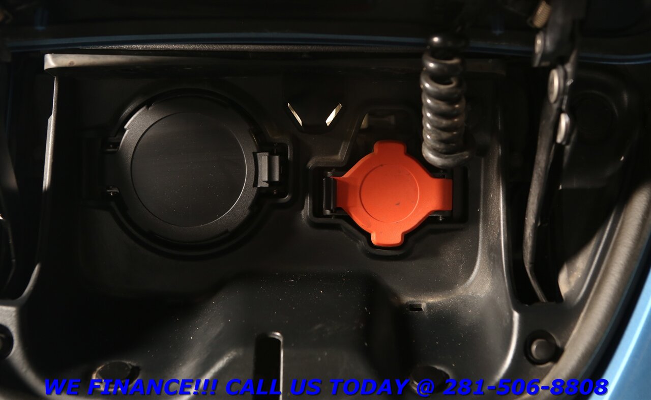 2013 Nissan LEAF 2013 SL NAV LEATHER HEATSEAT CAMERA BOSE 67K   - Photo 9 - Houston, TX 77031