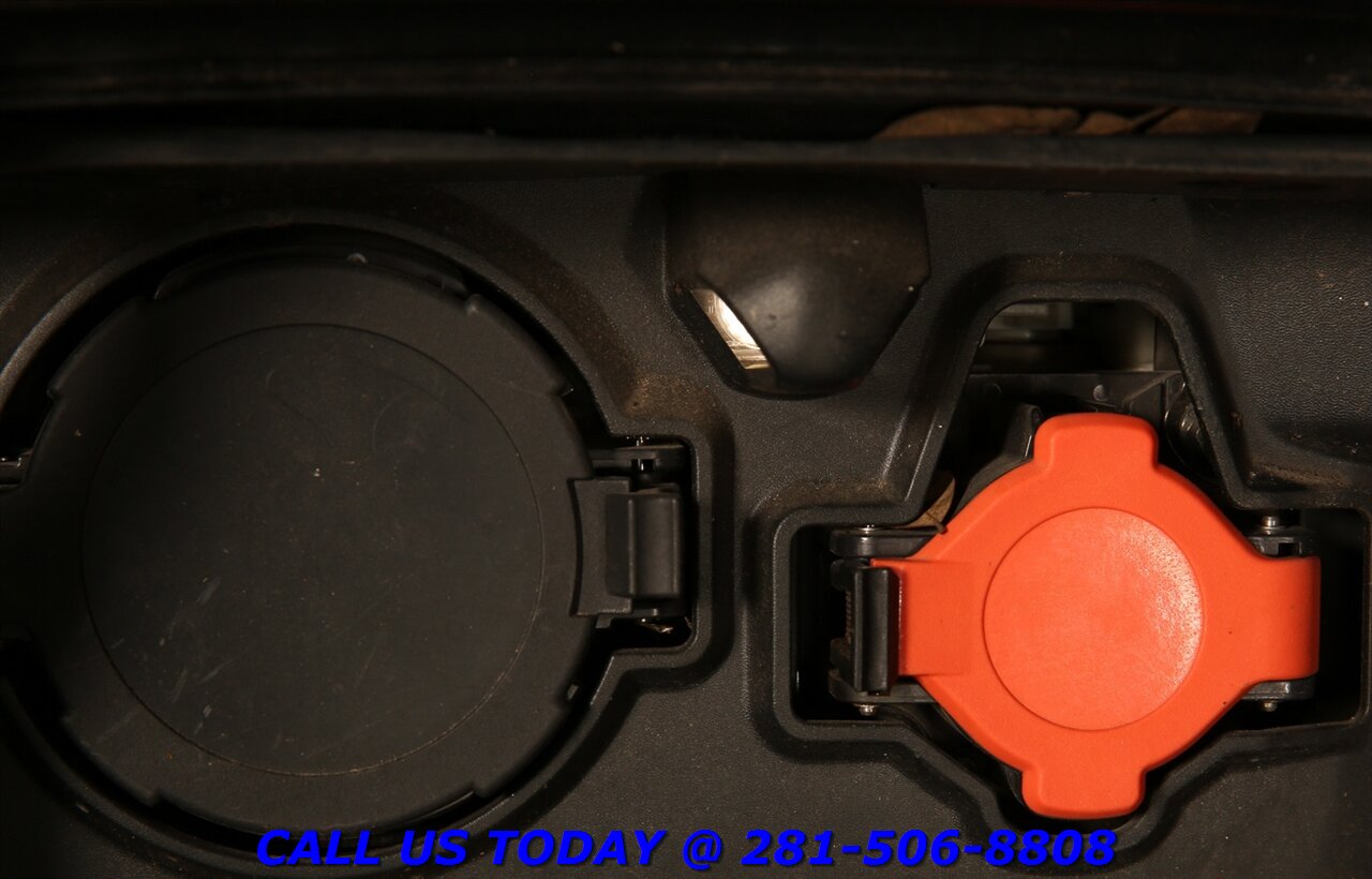 2016 Nissan LEAF 2016 S QUICK CHARGE HEATSEAT CAMERA KEYLESS 54K ML   - Photo 4 - Houston, TX 77031