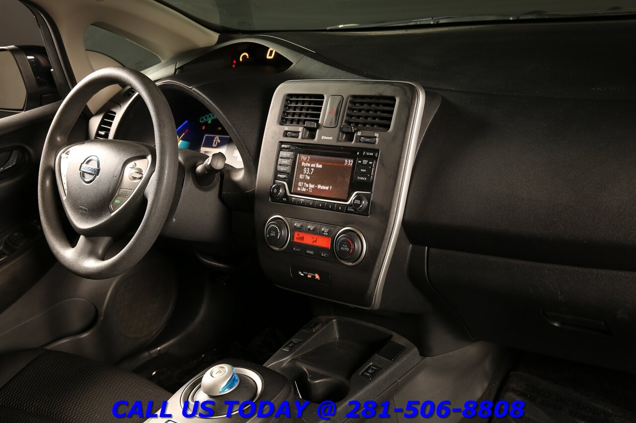 2016 Nissan LEAF 2016 S QUICK CHARGE HEATSEAT CAMERA KEYLESS 54K ML   - Photo 19 - Houston, TX 77031