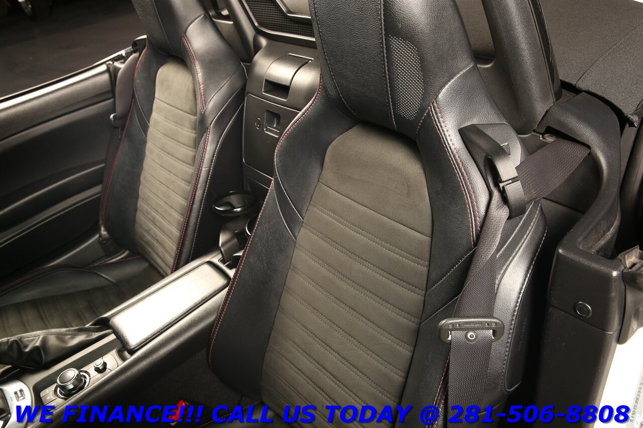 2017 FIAT 124 Spider 2017 ABARTH NAV HEATSEAT CAM XENONS 59K MLS   - Photo 10 - Houston, TX 77031