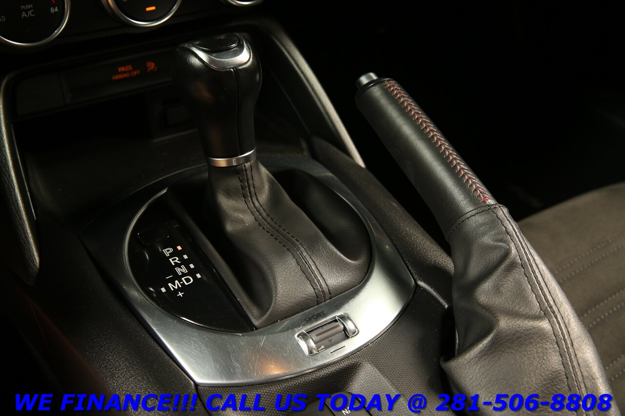 2017 FIAT 124 Spider 2017 ABARTH NAV HEATSEAT CAM XENONS 59K MLS   - Photo 17 - Houston, TX 77031