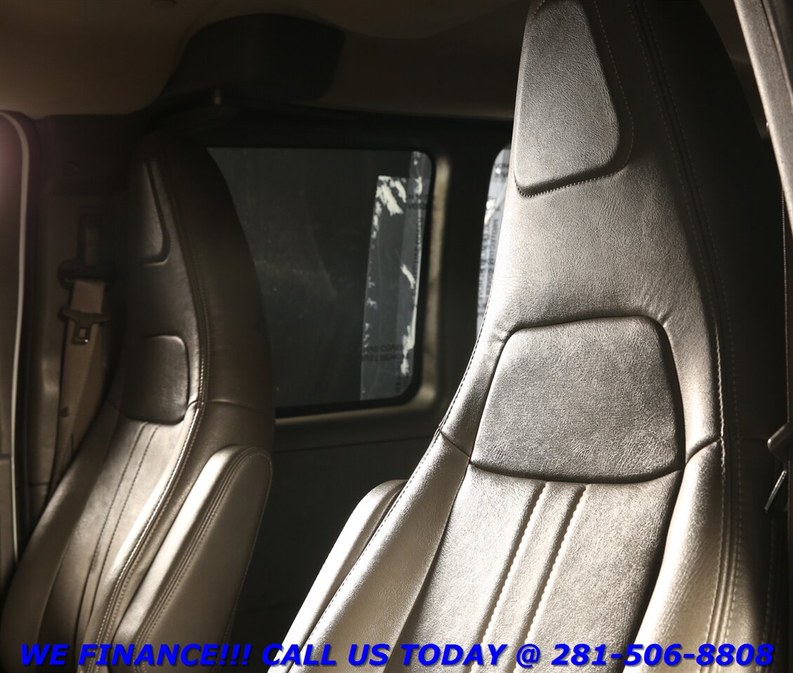 2017 Chevrolet Express 2017 3500 LS 15-PASS AUTO CRUISE A/C PWR 15K MLS! - Photo 9 - Houston, TX 77031