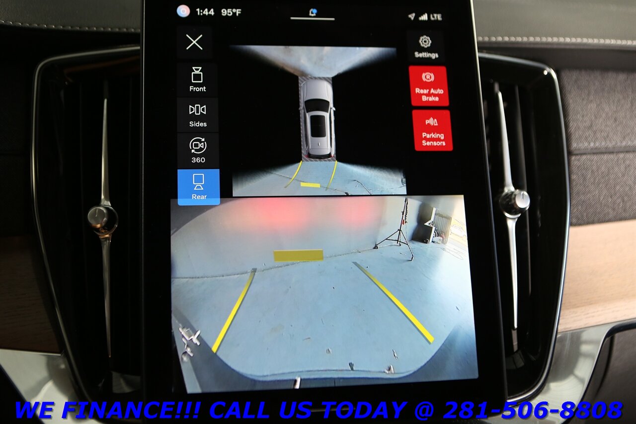 2025 Volvo XC90 2025 B6 AWD 7-PASS NAV PANO BLIS ADAPTCRUSE 360CAM   - Photo 18 - Houston, TX 77031