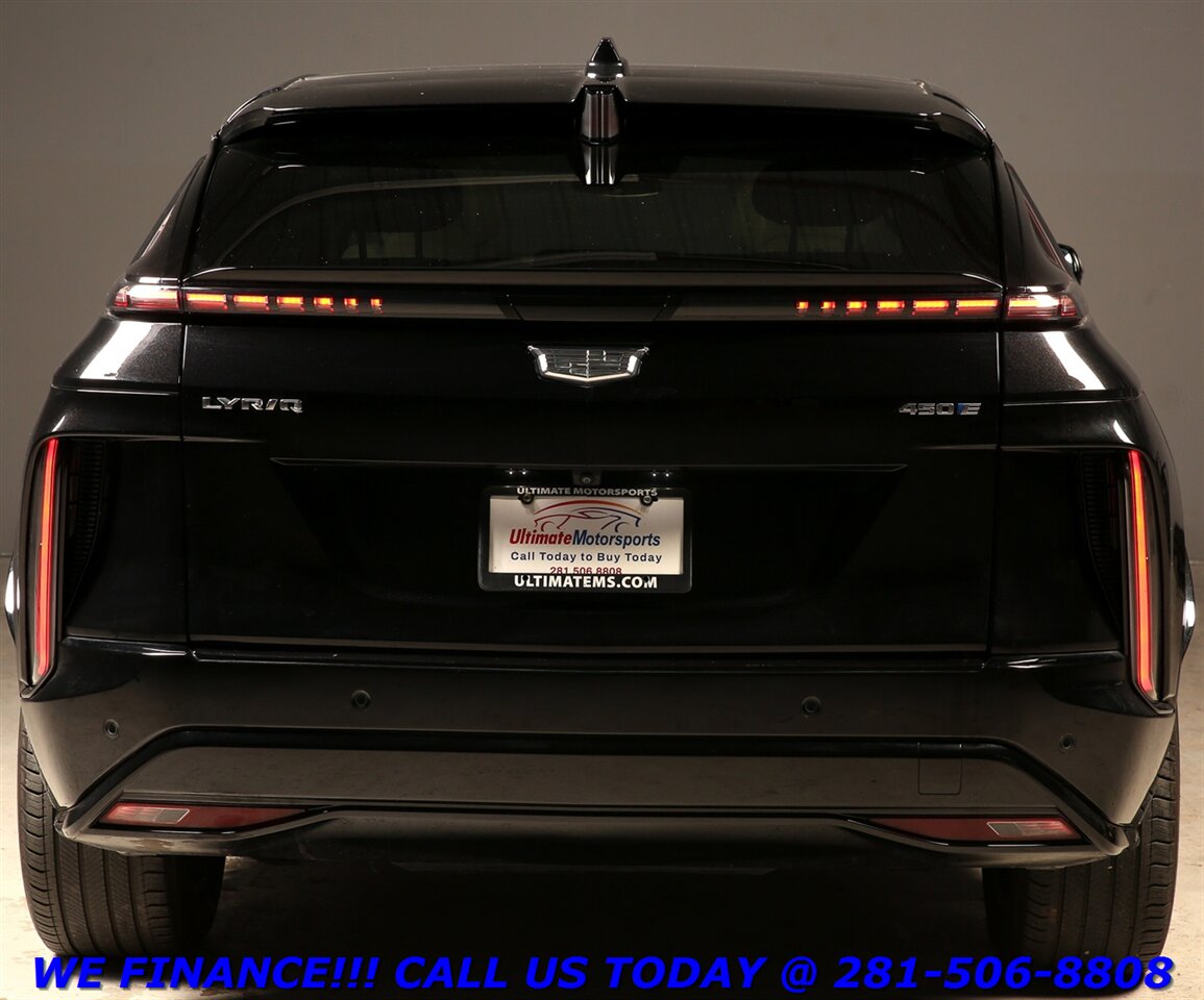 2024 Cadillac LYRIQ 2024 Sport NAV PANO ADAPTCRUISE BLIS 360CAM 25K ML - Photo 5 - Houston, TX 77031